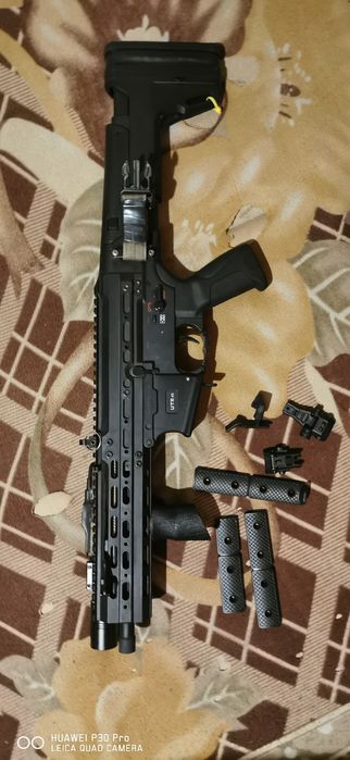 Airsoft UTR 45  6mm