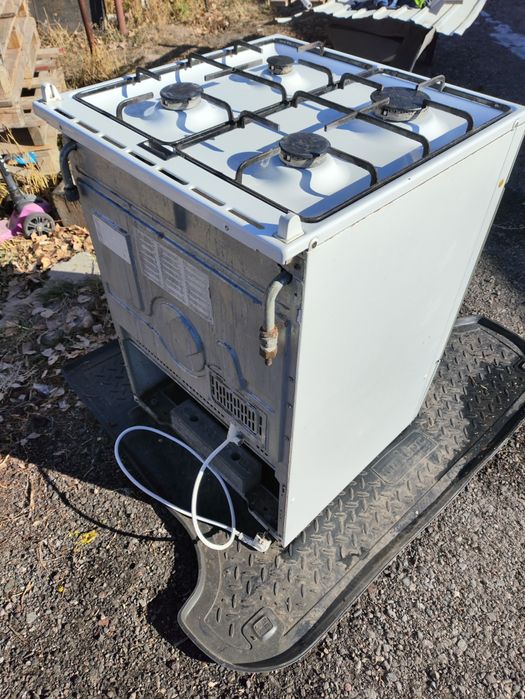 Продам Газовую плиту Bosch Бош