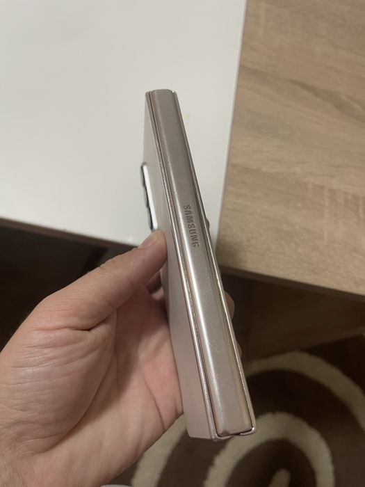 Samsung fold 4 im
