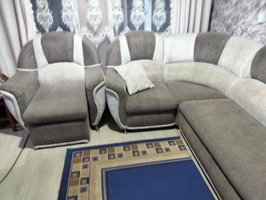 Продам угловой  мягкий уголок