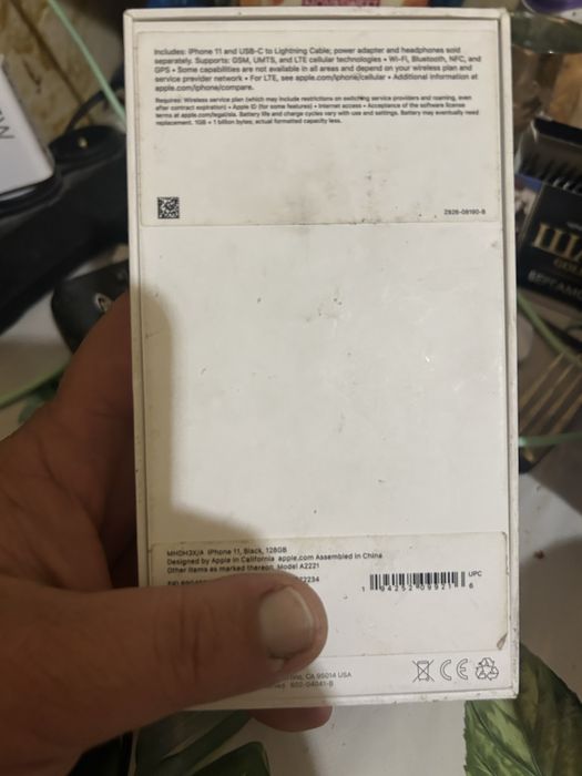 Продам Айфон 11 128гб