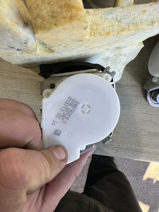 Предни колани бмв ф30 ф31 bmw f30 f31 kolani