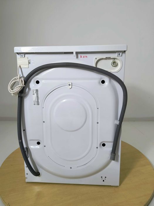 ~ Fără Utilizare ~ Masina de spalat Rufe 9Kg  Bauknecht Germania B254