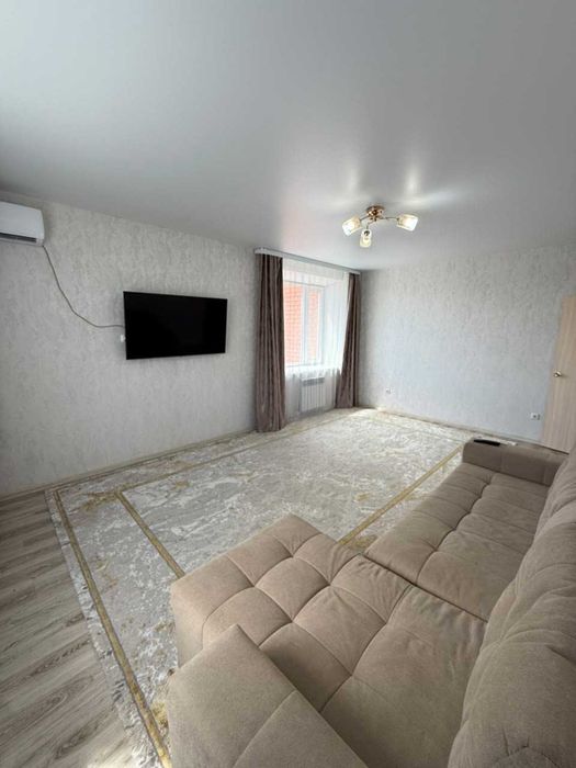 Продажа 2-комнатной квартиры Юбилейный 65м2