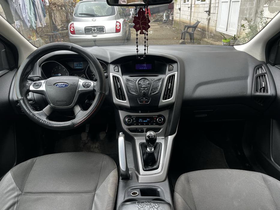 Ford Focus  2012