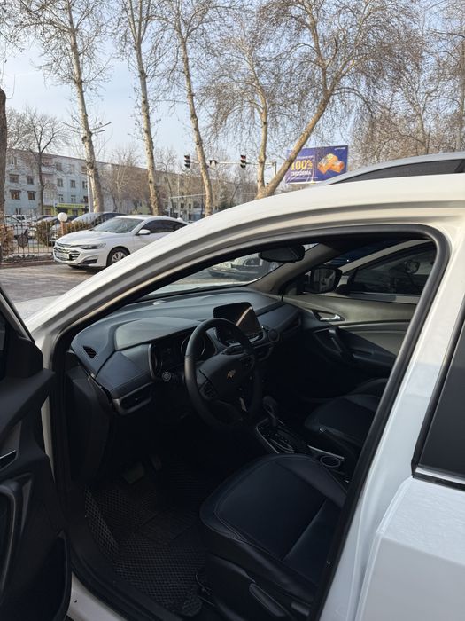 Tracker 2023 yili oq