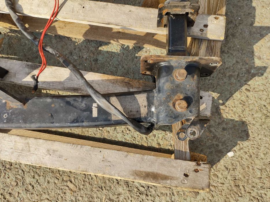 Монтажна Греда за Теглич за Mercedes E Class W211 V6 Tmodel 4Matic