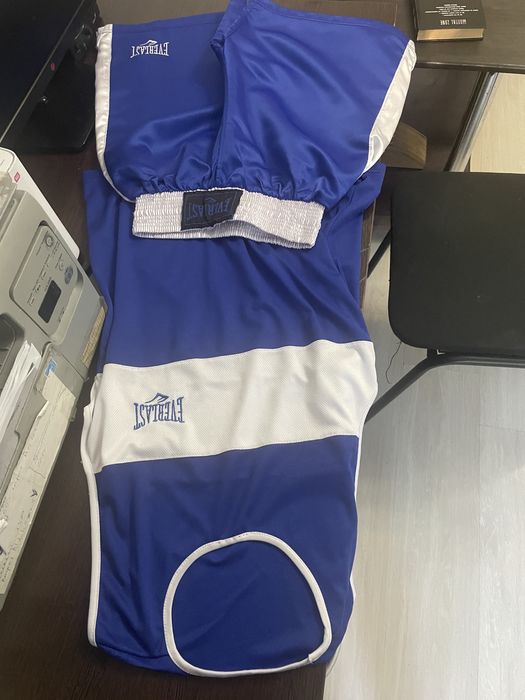 Продам подрастковую боксерскую форму