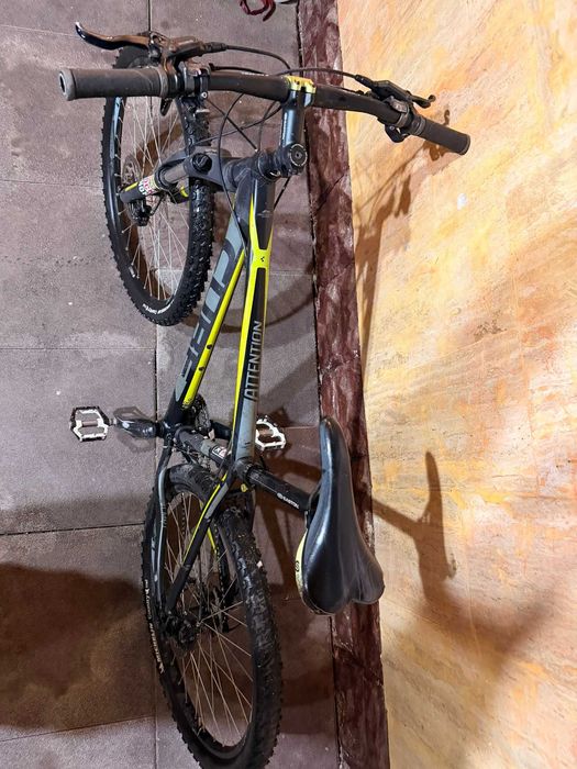 Bicicletă Cube Attention – Stare excelentă, întreținută impecabil!