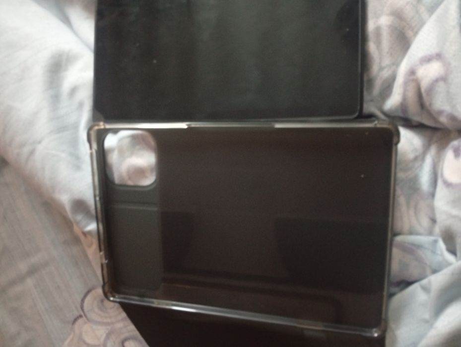 Tabletă iPro 17 Android 15 + tastatură + mouse + accesorii – 850 lei n