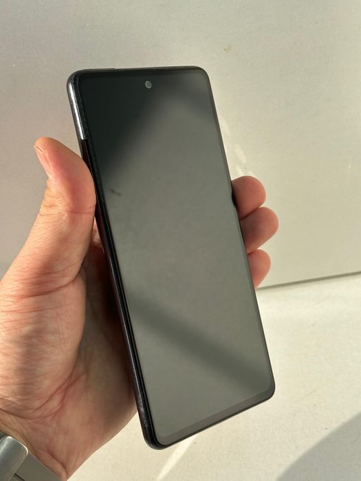 Продам Samsung A72 256г