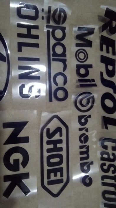 Тунинг стикер лепенка