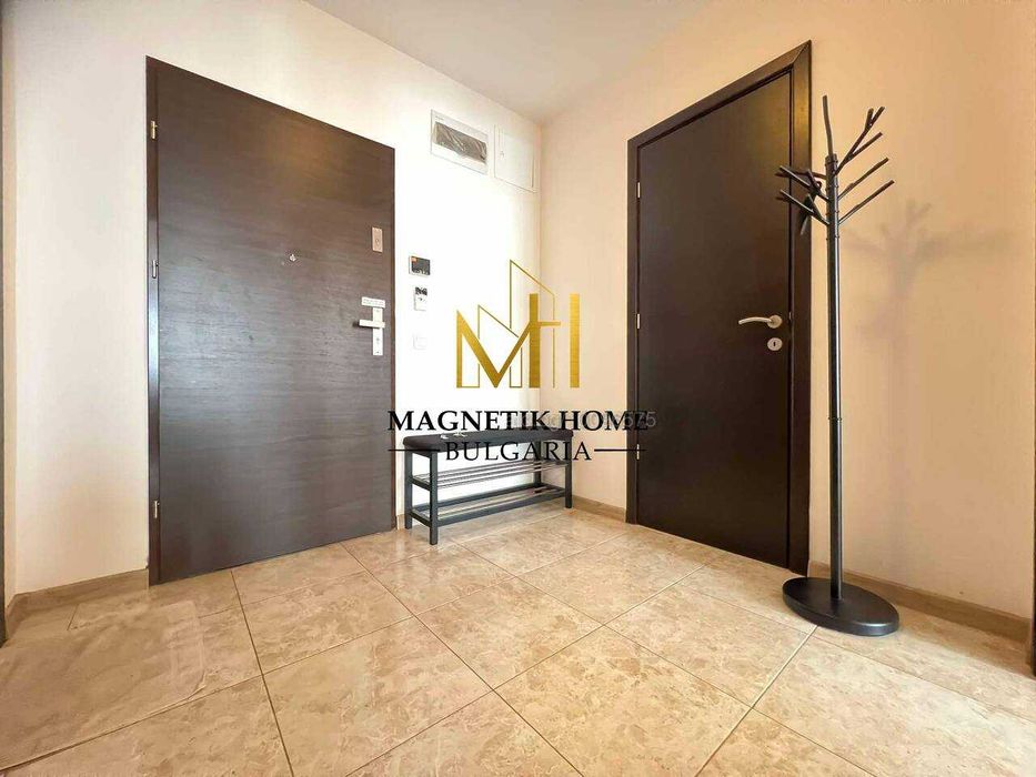 Дава се под наем Двустаен апартамент в Бургас, Център - 65 кв.м за 612 € - Снимка #4