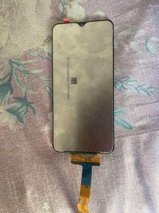 Продам дисплей на самсунг А10
