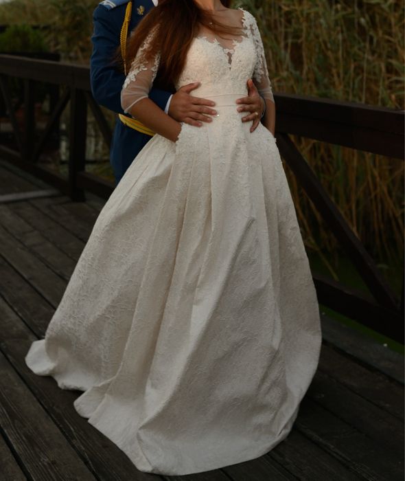 Rochie de mireasa ivory