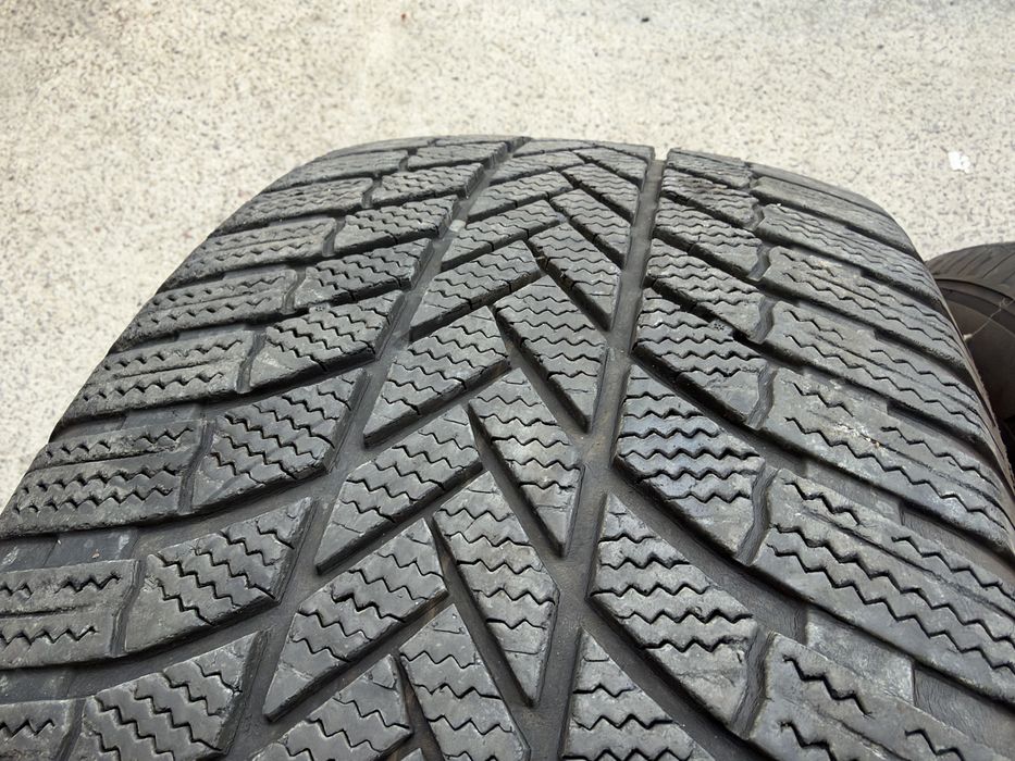 4бр. ЗИМНИ Гуми С Борд 275/50R/20 -BRIDGESTONE- DOT:3623- 5.9мм.+3.0мм. *80€ За Комплект*