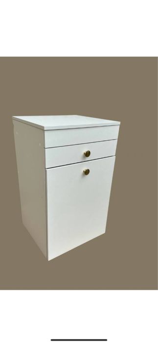 Срочно продам туалетный столик