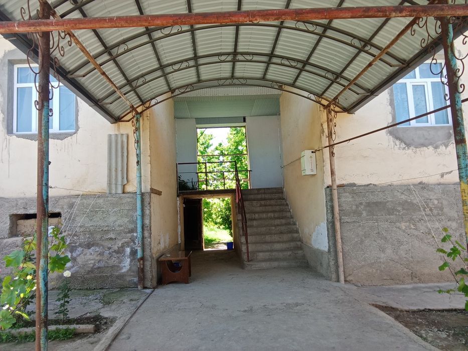 Дом в Бустанлыкском районе.