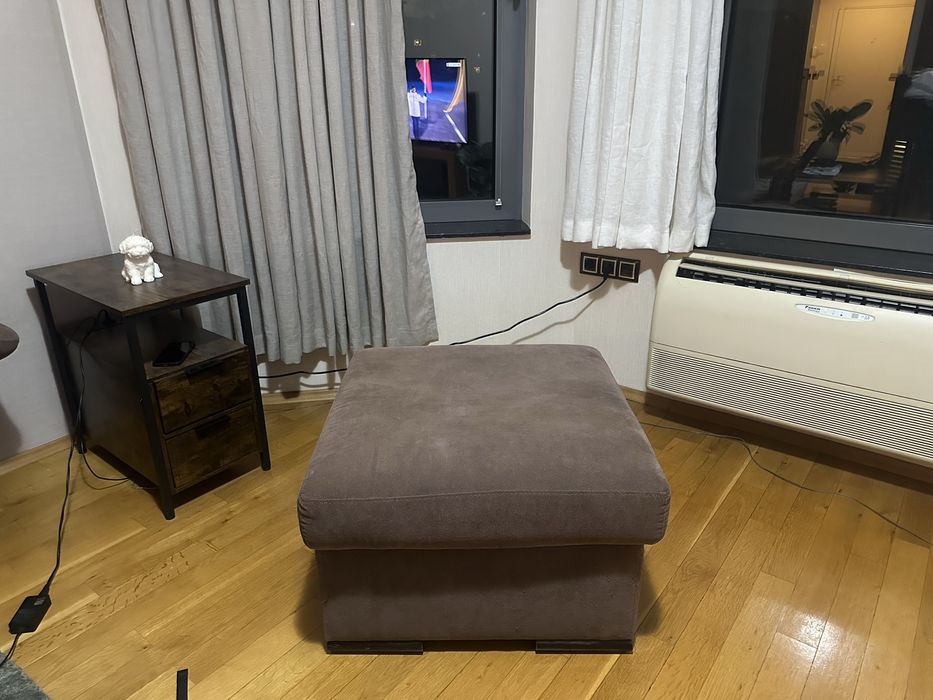 Диван и табуретка в добро състояние