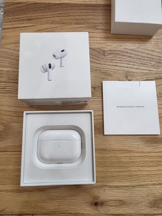 Слушалки  Apple AirPods Pro (2nd generation)