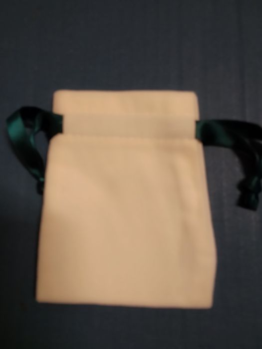 Set 6 săculeți catifea pentru bijuterii