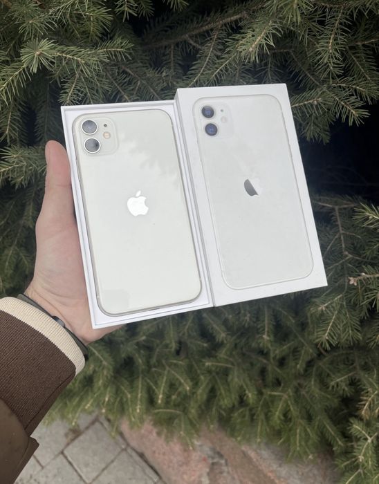 Продам телефон Айфон 11