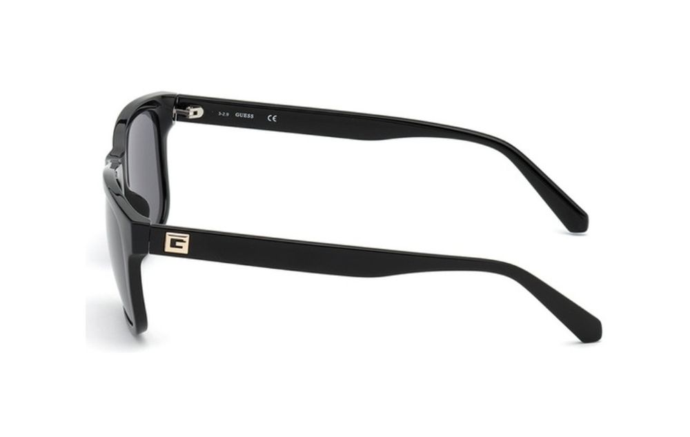 Vând ochelari de soare originali Guess