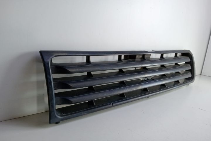Grila radiator   MB645720/21 Mitsubishi Pajero a 2-a generatie