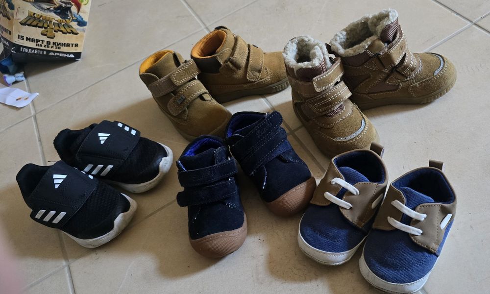 Продавам лот обувки