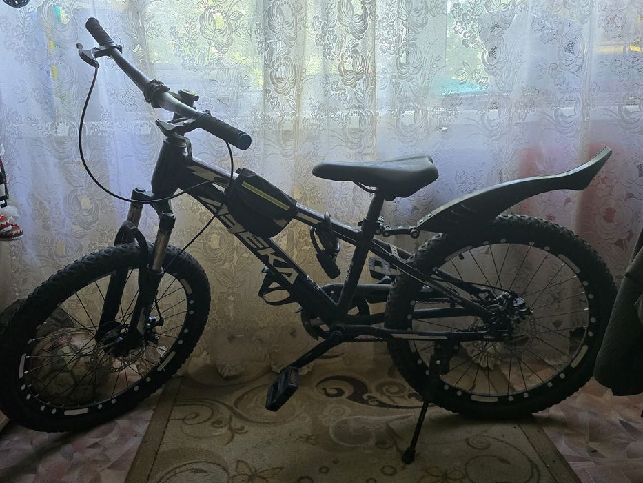 Продам велик на 10-12 лет