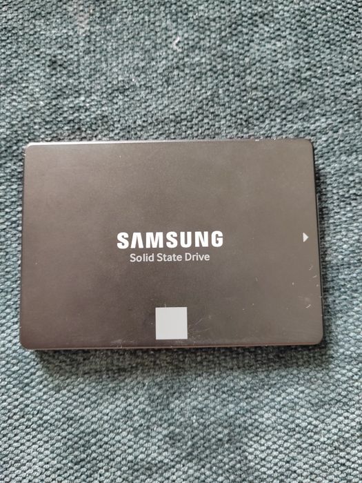 Samsung 850 SSD 120 ГБ б/у
