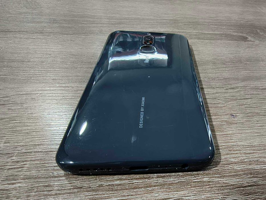Мобилен телефон Redmi 8 64gb