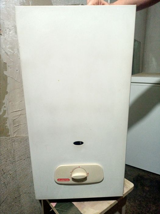 Газовый водонагреватель