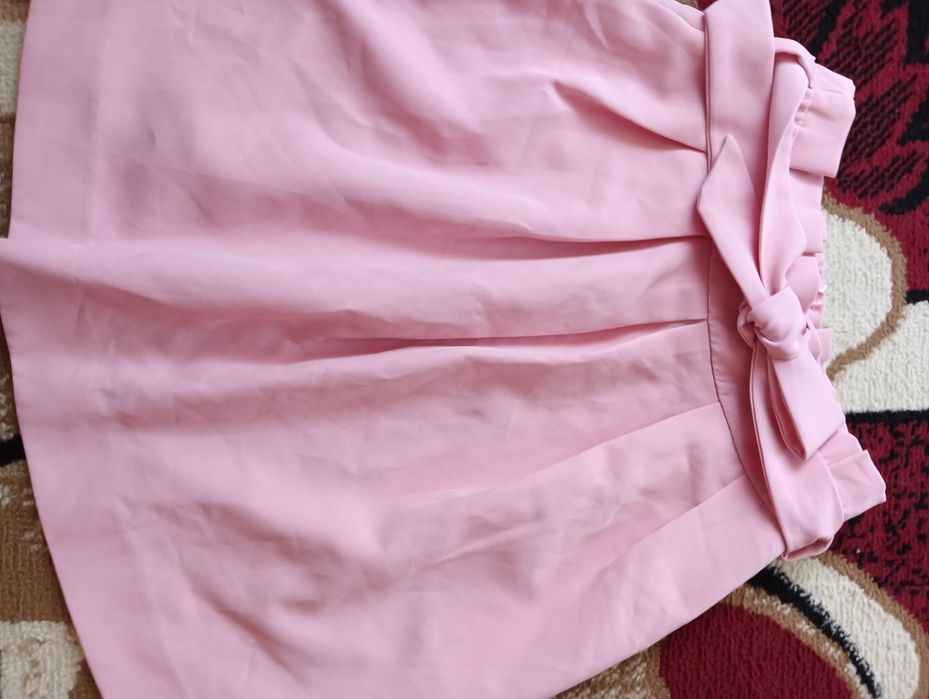 Fustă elegantă Stradivarius xs