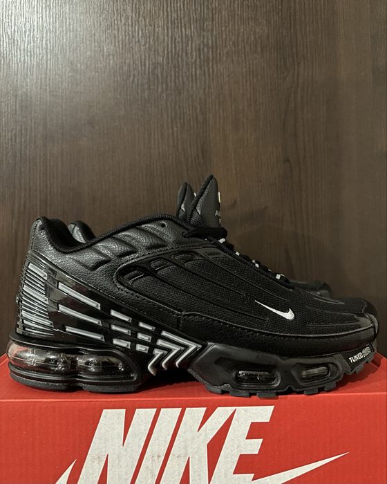 Nike Air Max Plus 3 "Black & Wolf Grey" - 41,42