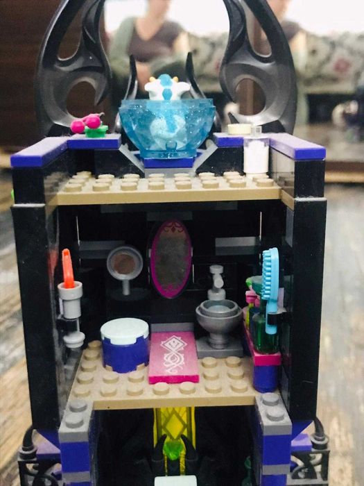 LEGO® Elves Castelul magic de umbre al Raganei