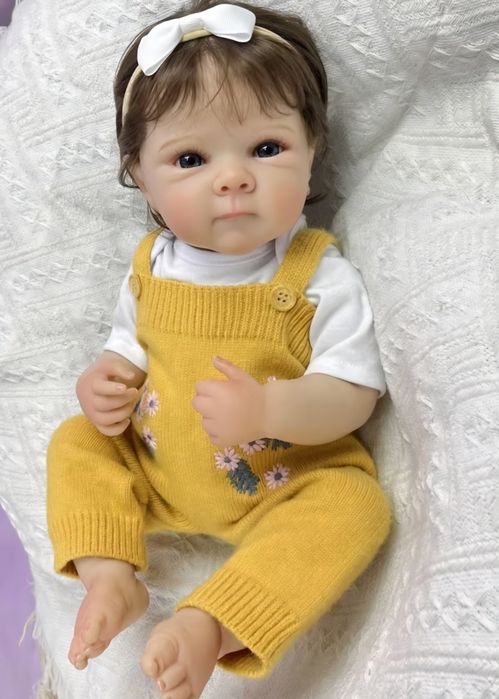 Кукла с цяло тяло от винил