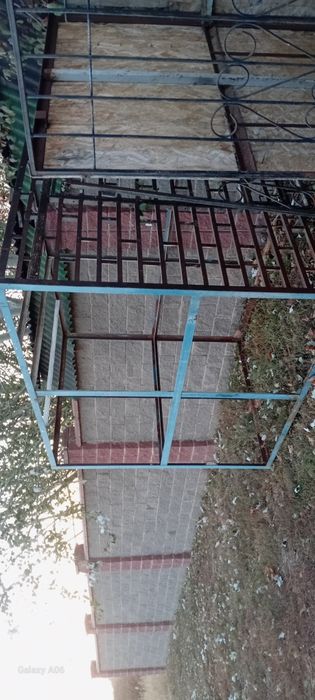 Продам вольер осталось только обшить