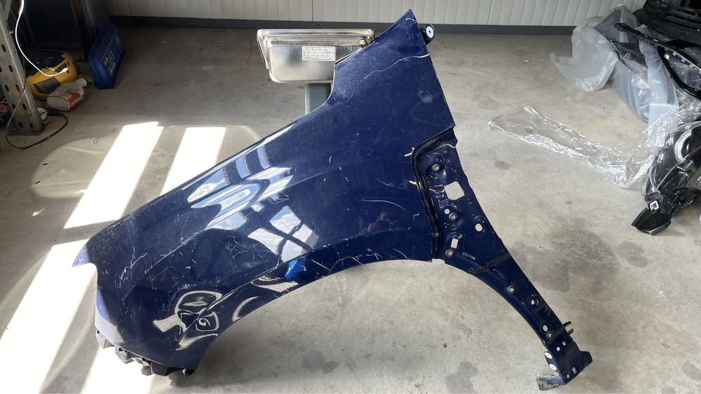 3 броя ляв и 1 брой десен калник Dacia Duster 2 (2017-2024)