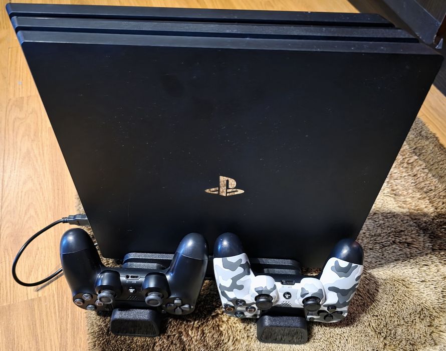 Playstation 4 pro 1 TB