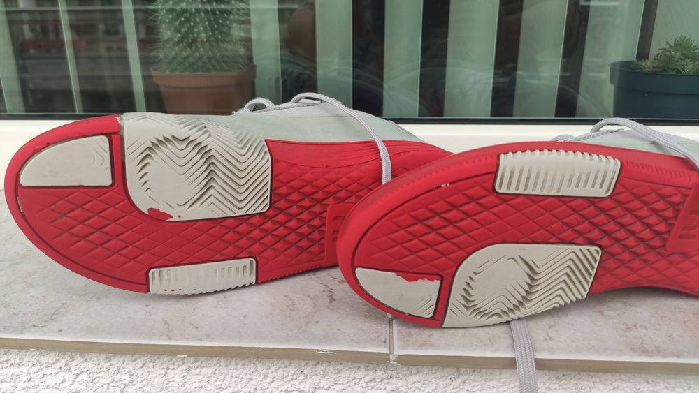 Обувки за стрийт футбол на Декатлон 38 номер - футболни обувки