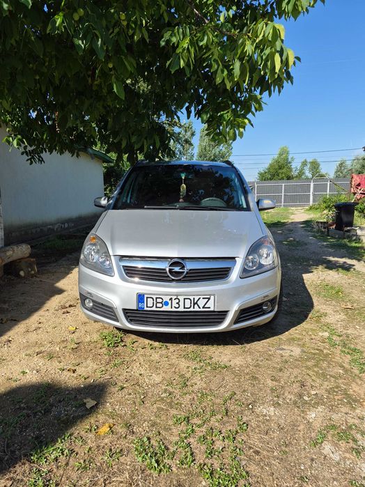 Opel zafira B 1.6 benzina