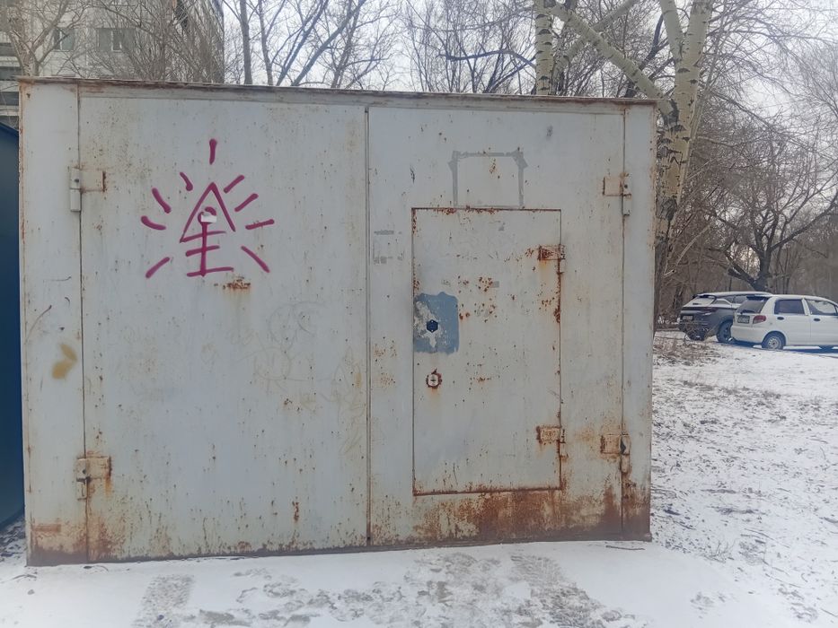Продаю металлический гараж