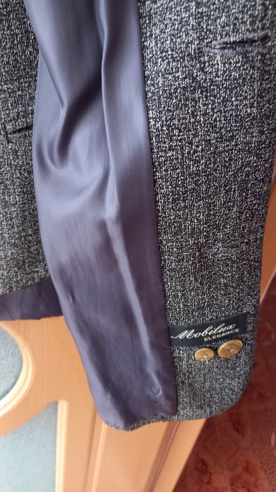 Vand sacou+vesta barbati,marime mare 54-56