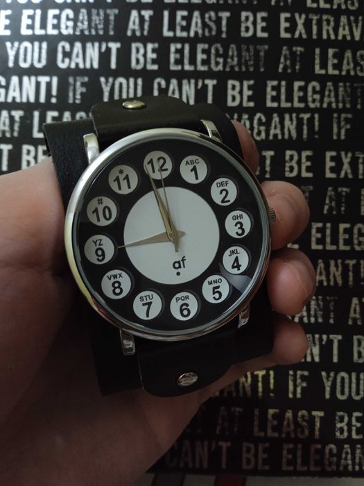 Продам мужские часы