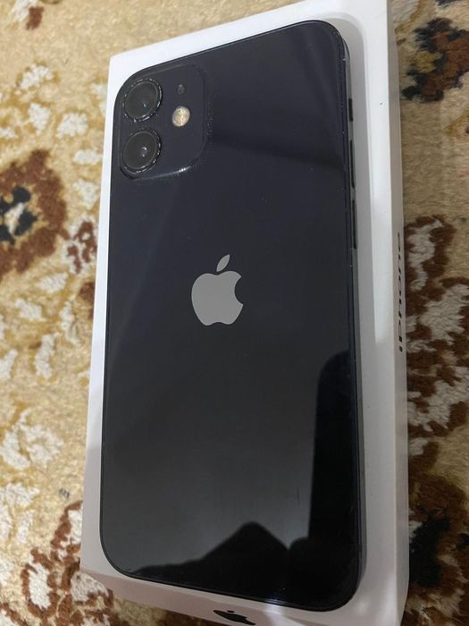 Айфон 12мини хороший