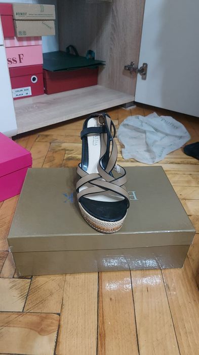 Продам женские обуви