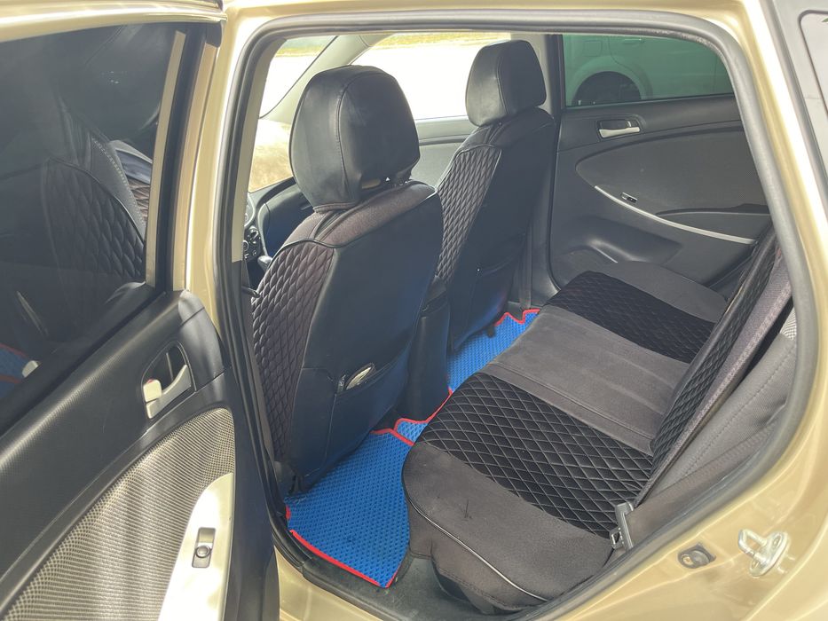 Hyundai accent 2013