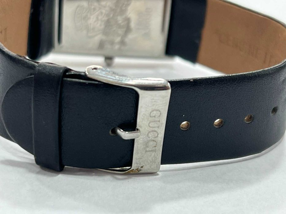Продава се оригинален часовник GUCCI