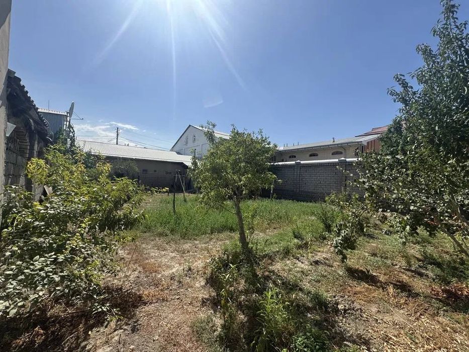 Срочно продается Элитной махалле Сорок лет uy hovli uchastka участок